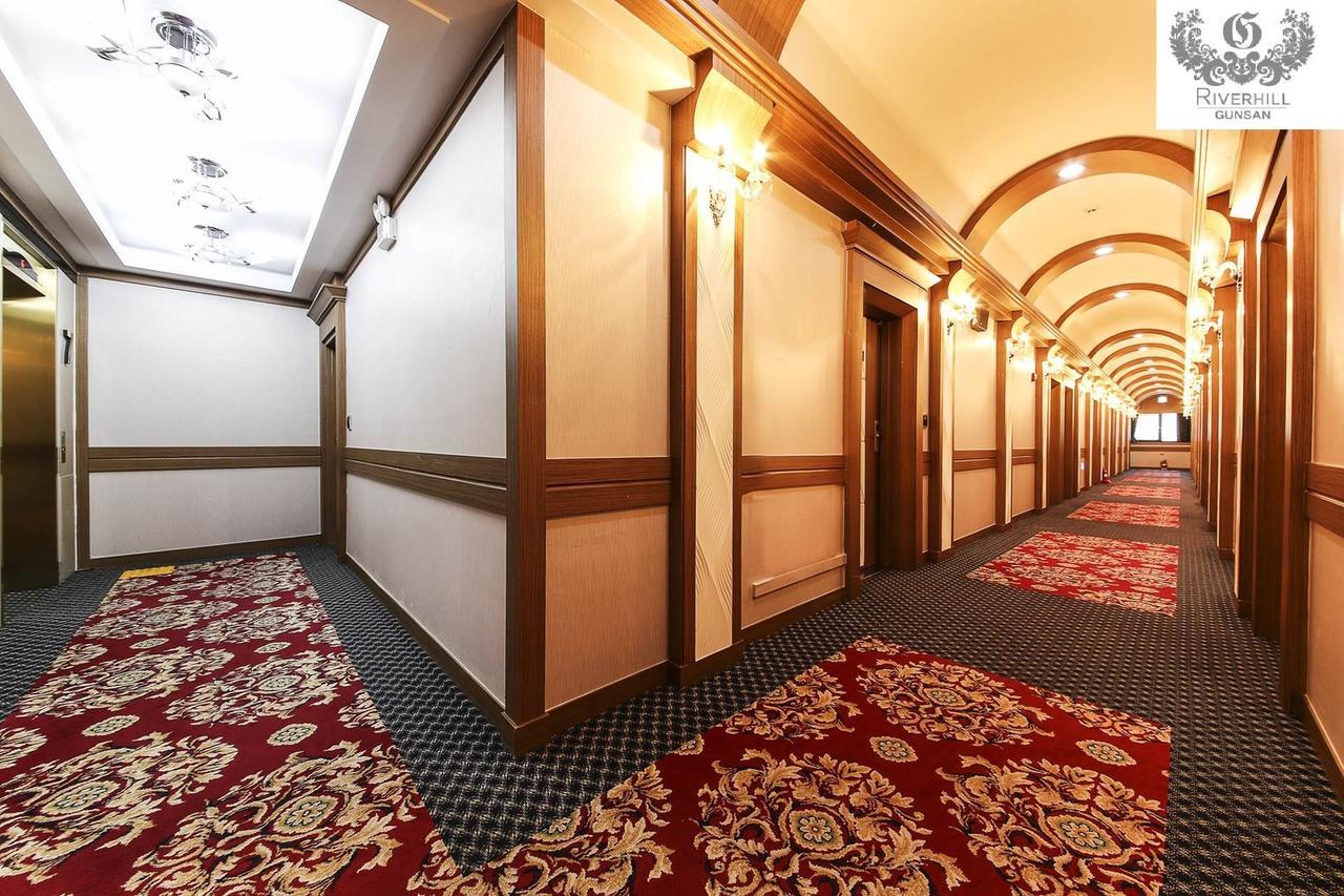 Gunsan River Hill Tourist Hotel Exterior photo