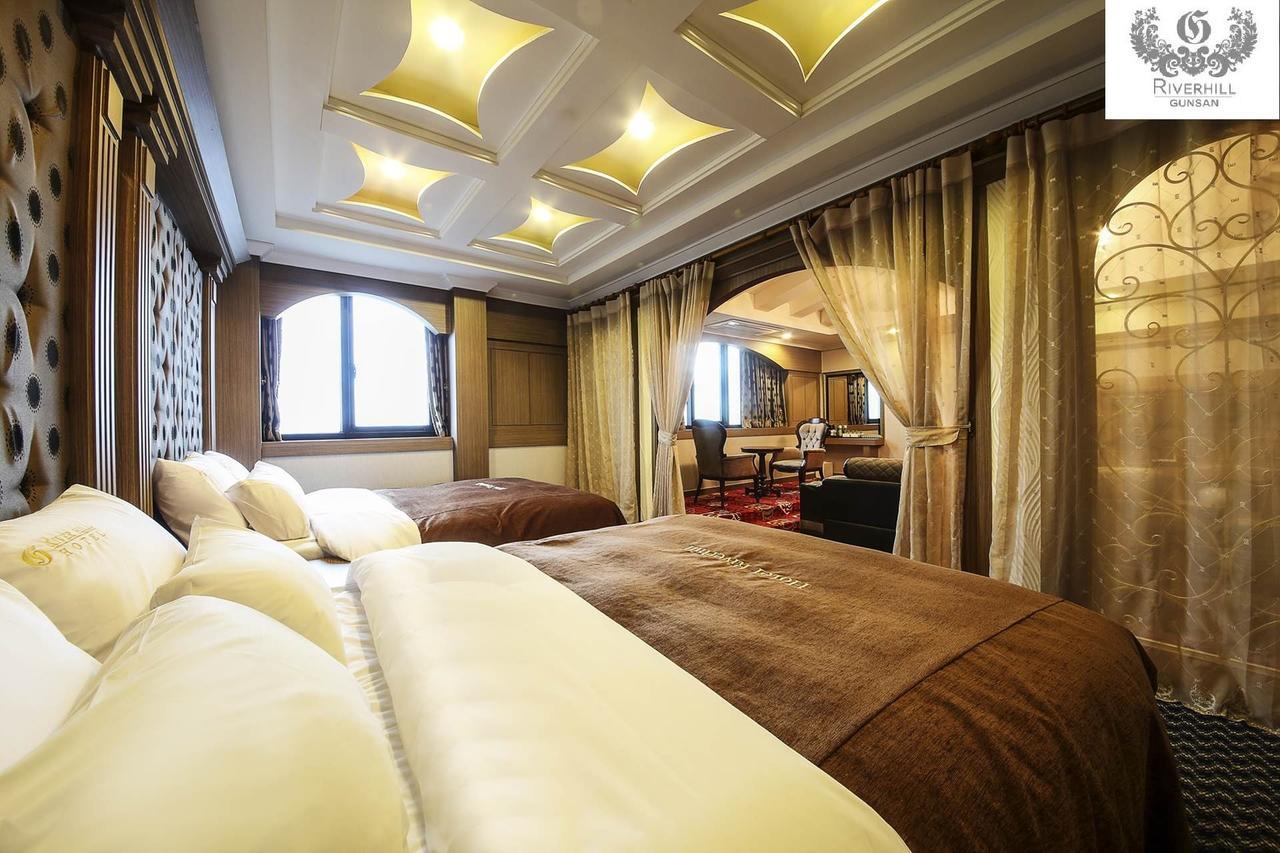 Gunsan River Hill Tourist Hotel Exterior photo